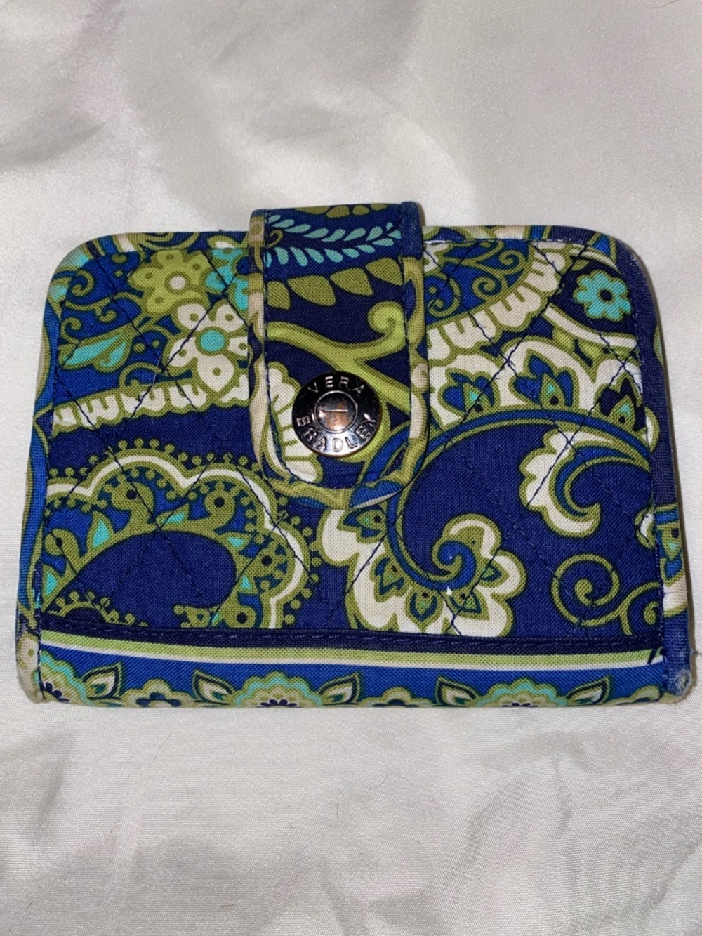 Vera Bradley Rhythm & Blues - Navy Blue and Lime Green Paisley Quilted Wallet